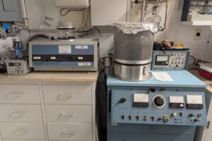Denton Metal Sputtering/Carbon Evaporation Systems